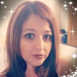 Meet your Posher, Leilani